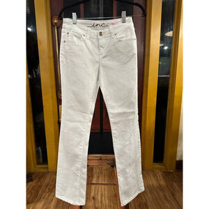 INC International Concepts White Bootcut Jeans 2 Petite